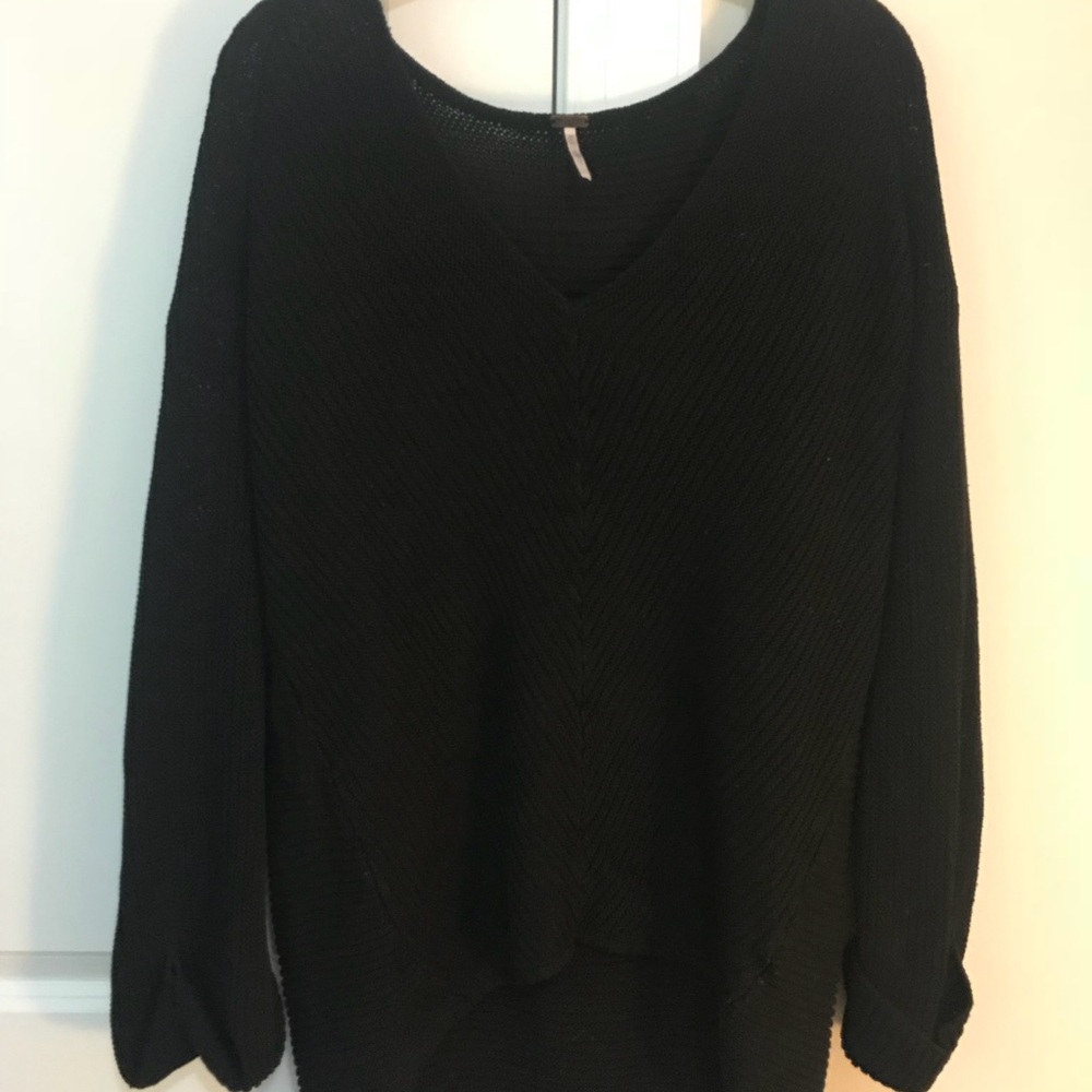 Black oversized sweater